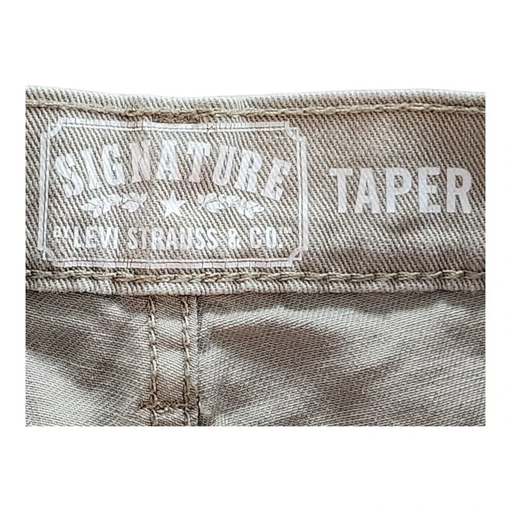 Levis Jeans Mens 34x30 More Like 36x30.5 Light wash Beige Levi's Signature Taper